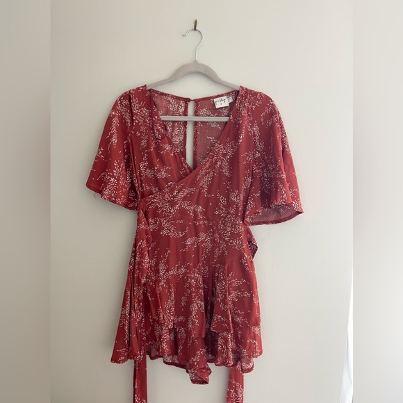 Princess polly red wrap romper mini dress! - Picture 2 of 2